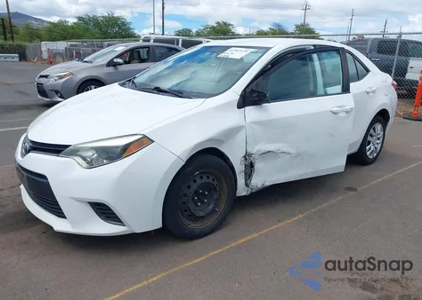 2016 Toyota Corolla Le z USA, uszkodzony, nr VIN 5YFBURHE7GP437155